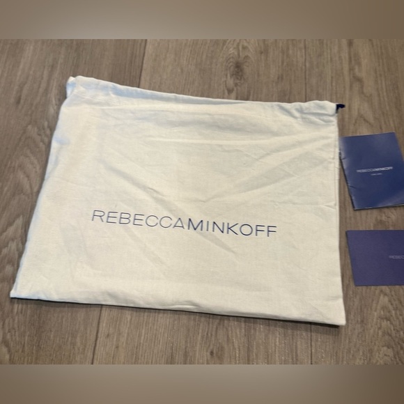 Rebecca Minkoff Leo Quilted Leather Clutch in Antique White. Used Once. - Picture 8 of 8